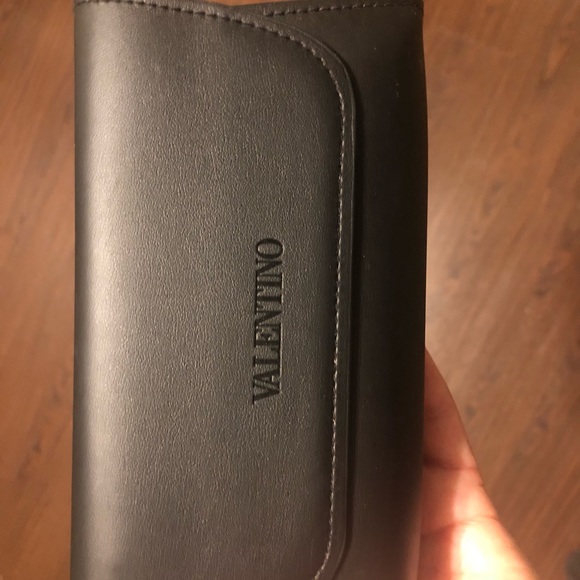 VALENTINO CAT EYE SUNGLASSES BRAND NEW - Picture 6 of 8